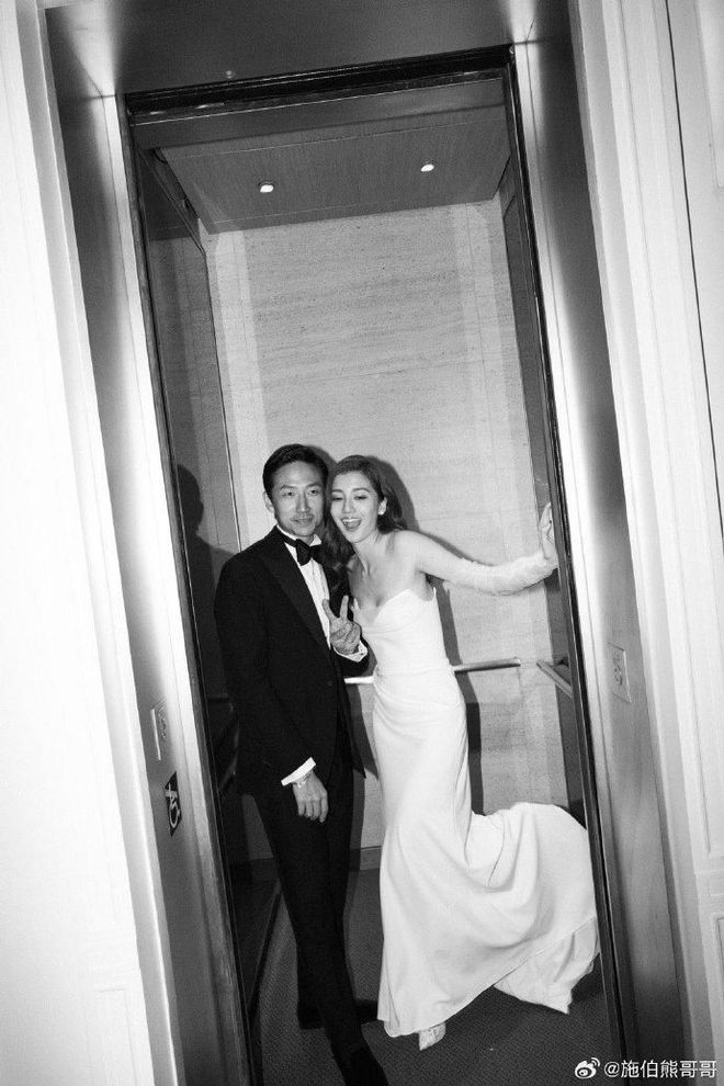 易倍网站：吴千语施伯雄官宣结婚婚纱照曝光计划2024欧洲盛大婚礼(图3)