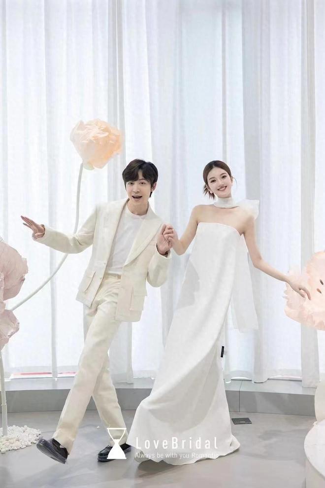 LoveBridal奢品婚纱礼服(图1)