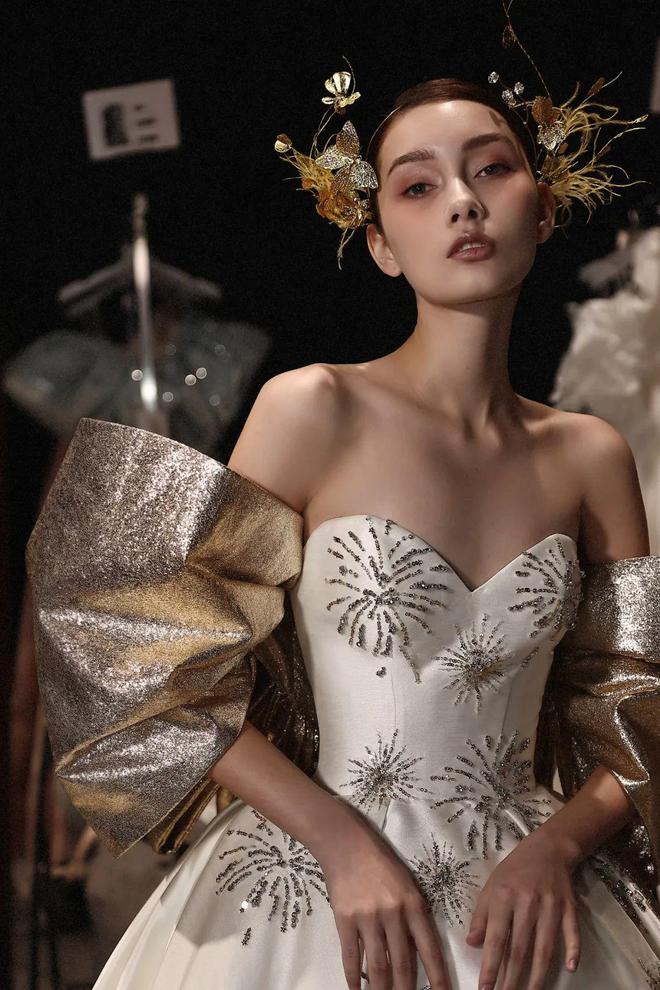 SS25上海时装周｜GLAM点击查看本季品牌看秀攻略(图2)