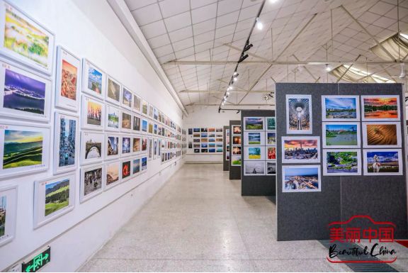 美丽中国-2024旅游与摄影艺术展盛大开幕(图1)