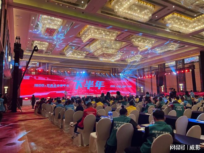 深圳摄影摄像公司、摇臂导播、相片拍摄直播、短剪辑制作(图2)