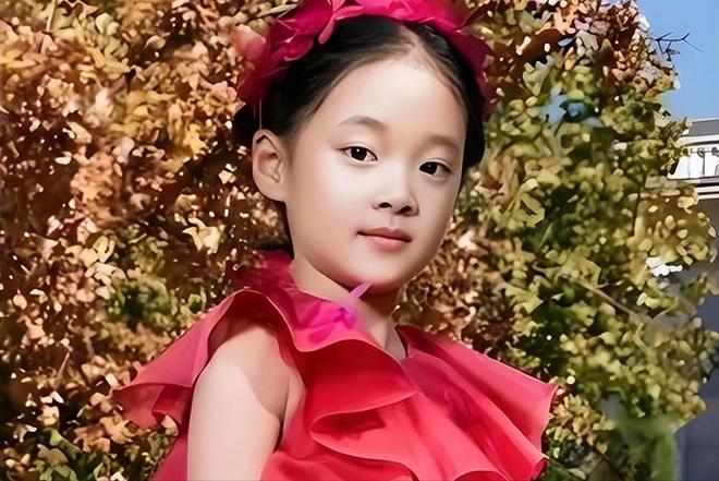 梅婷高调晒幸福!和12岁女儿同框比美女儿身材修长五官清秀太惊艳(图5)