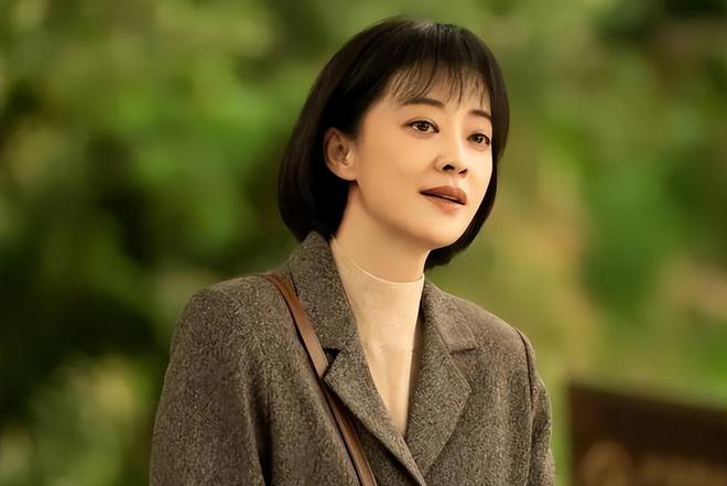 梅婷高调晒幸福!和12岁女儿同框比美女儿身材修长五官清秀太惊艳(图16)