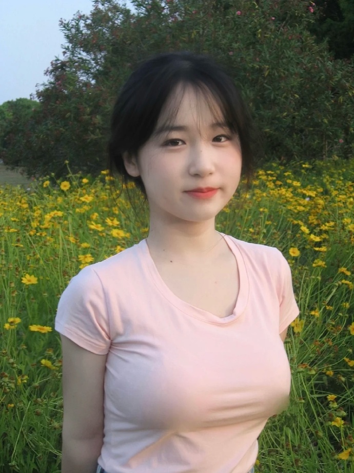 易倍EMC平台：日本女主妇6高级感穿搭(图1)