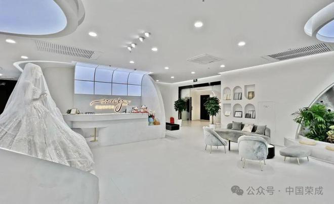 易倍EMC平台：1231喊你一起跨新年啦！(图2)