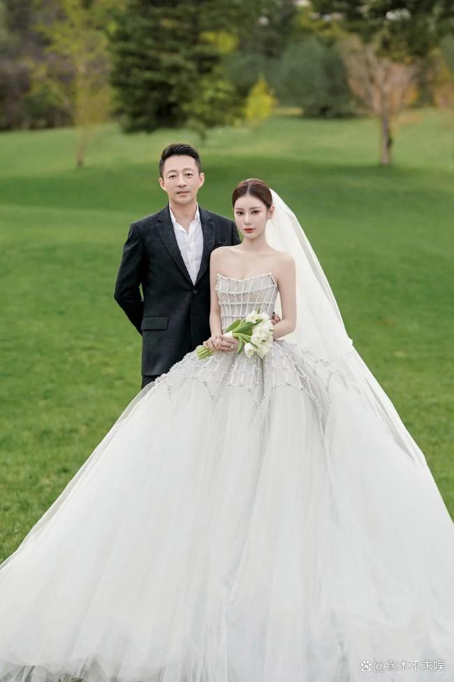 易倍EMC平台：汪小菲马筱梅婚纱照曝光张兰也为儿子儿媳送上了祝福(图3)