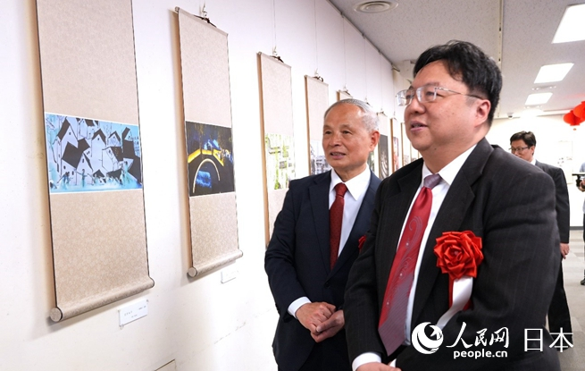 易倍网站：第二届在日华人摄影交流协会摄影展在东京开幕(图2)