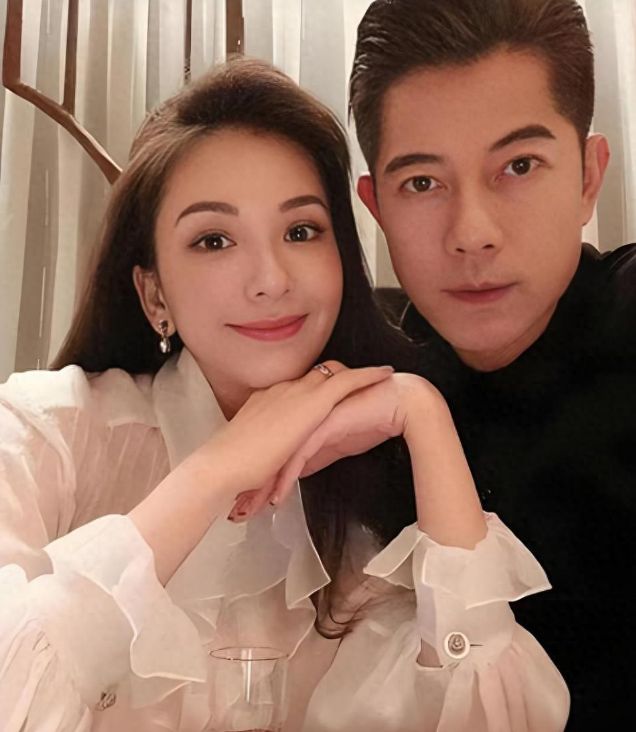 易倍EMC平台：盘点娶网红做老婆的8位男星看看谁最幸福？(图1)