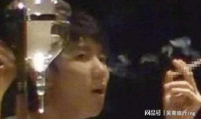 虎落平阳被犬欺单飞8年后的王源还是走上了陈志朋的老路(图4)