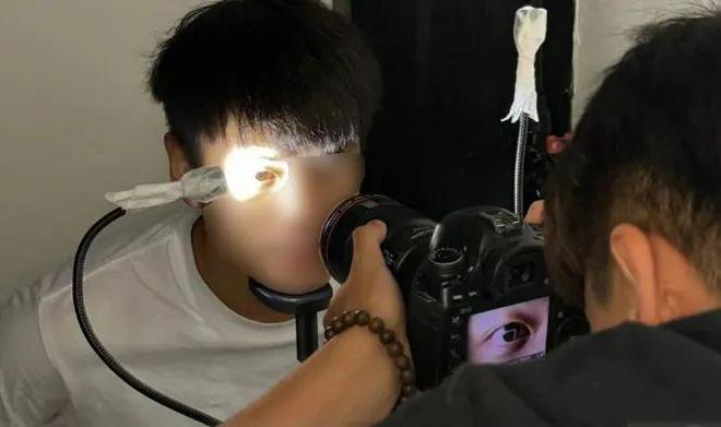 太超前了！这种“写真”走红社交网络专家：别公开(图3)
