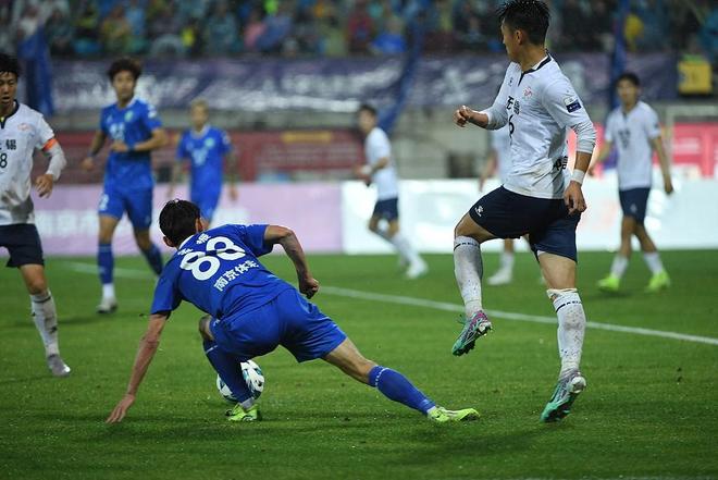 趣看被热梗玩爆的“苏超”：“没有假球全是世仇”(图1)