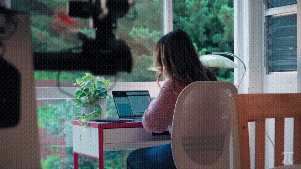 易倍：具身智能猛将再狂揽近6亿融资！机器人Moz1卷入办公室全力冲刺万亿赛道(图3)