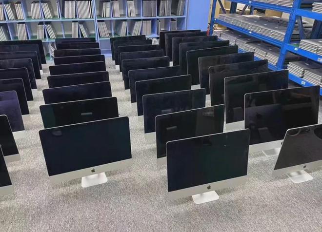 大量苹果显示器流入闲鱼！27寸原价近1万如今二手才599块(图1)