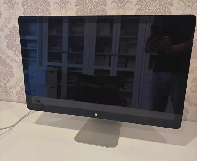 大量苹果显示器流入闲鱼！27寸原价近1万如今二手才599块(图4)