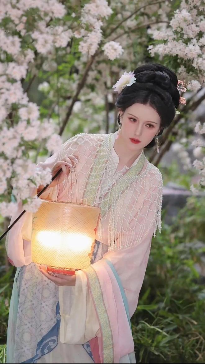 外国人扎堆来中国为了拍中式写真？！(图2)