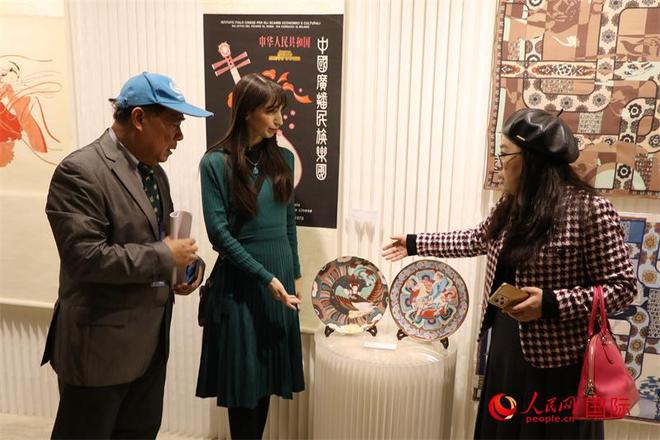 清华美学敦煌艺术成果展在联合国总部举行(图2)