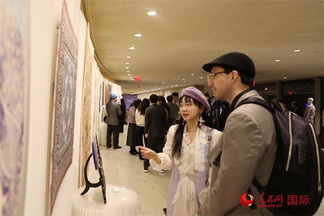 清华美学敦煌艺术成果展在联合国总部举行(图1)