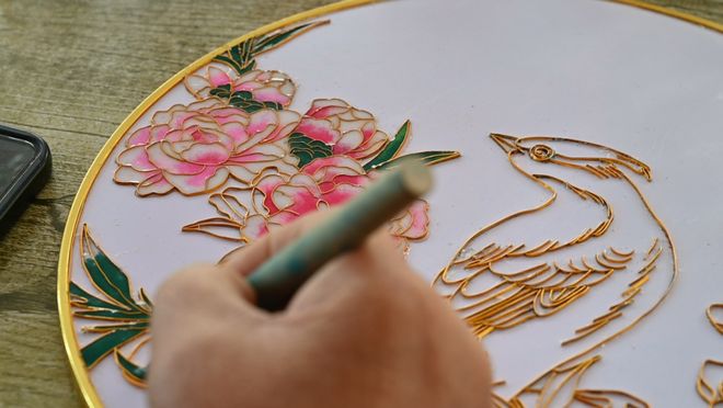 易倍EMC平台：从田间到世界！辛集农民画再出圈→(图2)