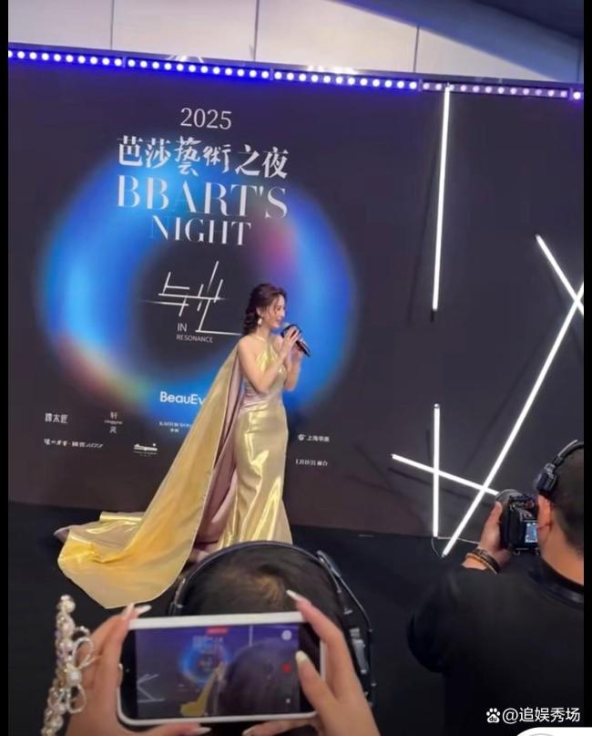 时隔两年Angelababy再战红毯生图封神气场(图3)