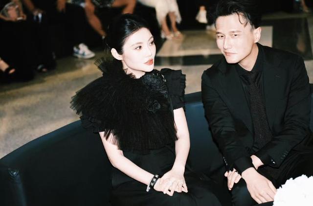 恭喜!演员徐冬冬尹子维婚纱照曝光2月在女方老家哈尔滨办婚礼(图7)