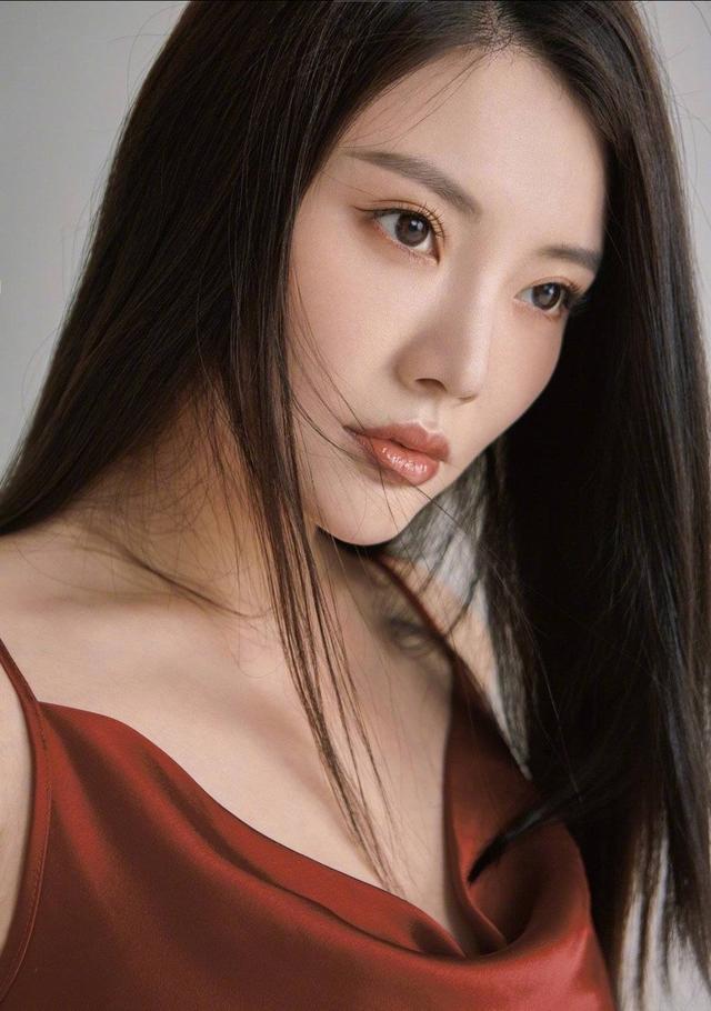 恭喜!演员徐冬冬尹子维婚纱照曝光2月在女方老家哈尔滨办婚礼(图10)