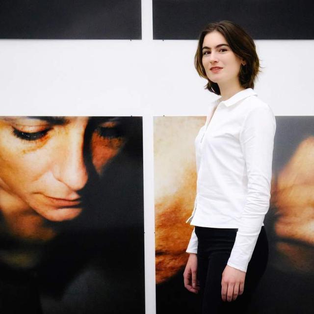 易倍:瑞士当代漫画艺术展在沪亮相22位欧洲艺术家带来近500件作品(图1)