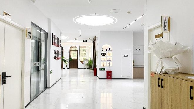 郑州舞蹈培训选哪家?中苑教育引领舞蹈艺考新风潮(图1)