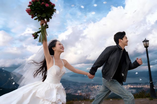 2026大理旅拍婚纱照推荐:风格预算精准匹配邂逅洱海大片(图3)