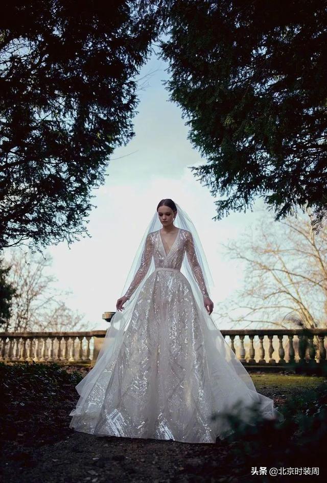 2023春夏绝美婚纱大赏浪漫至死不渝(图5)