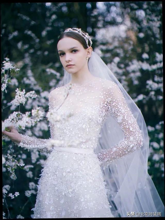 2023春夏绝美婚纱大赏浪漫至死不渝(图4)