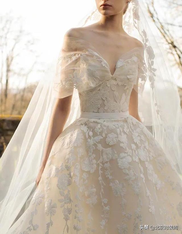 2023春夏绝美婚纱大赏浪漫至死不渝(图8)